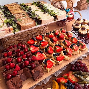 Order Cakes and Scones online from Little Grazey ()
